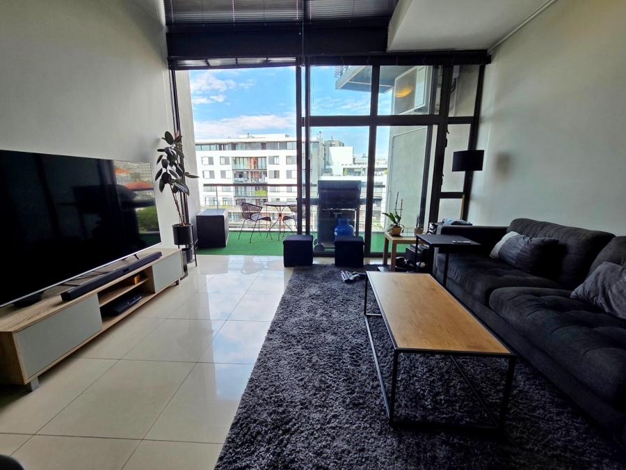 To Let 2 Bedroom Property for Rent in Green Point Western Cape